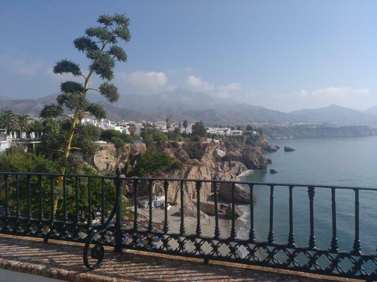 Apartamento Cala De Nerja-Lovely Luaran gambar