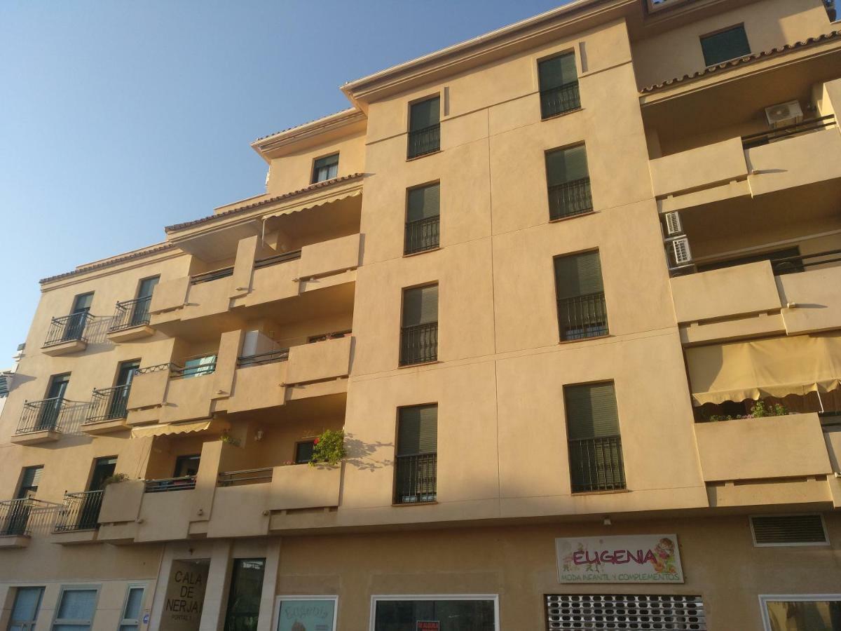 Apartamento Cala De Nerja-Lovely Luaran gambar